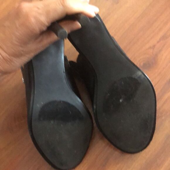 Calvin Klein Black mule heels size 7 - Picture 4 of 10